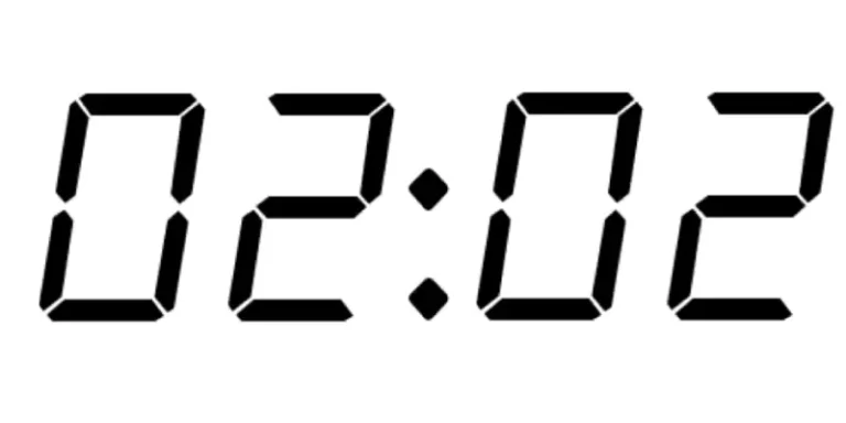 Znaczenie godziny 02:02 – Co to znaczy?